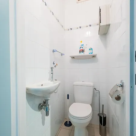 Flat In Belgium With Stunning Sea View, Cleaning Included * ミデルケルケ